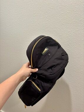 The Tushbaby™ Hip Carrier